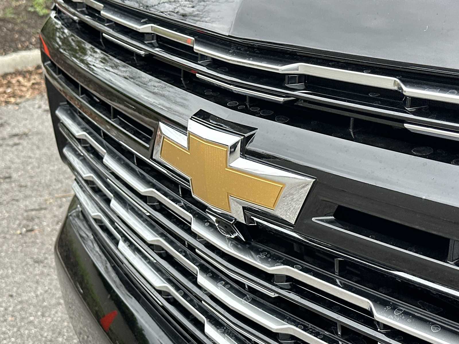Thumbnail: 2026 Chevrolet Suburban - 10