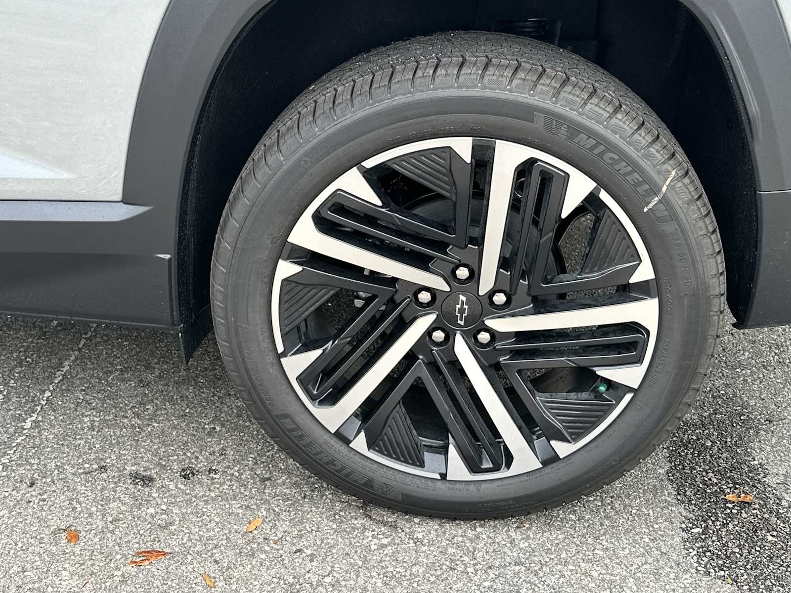 Thumbnail: 2026 Chevrolet Equinox - 13