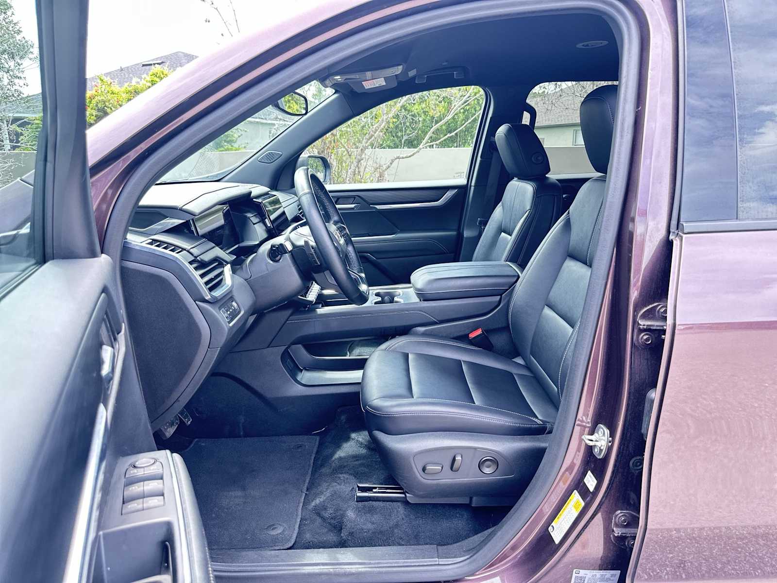 Thumbnail: 2024 GMC Acadia - 2
