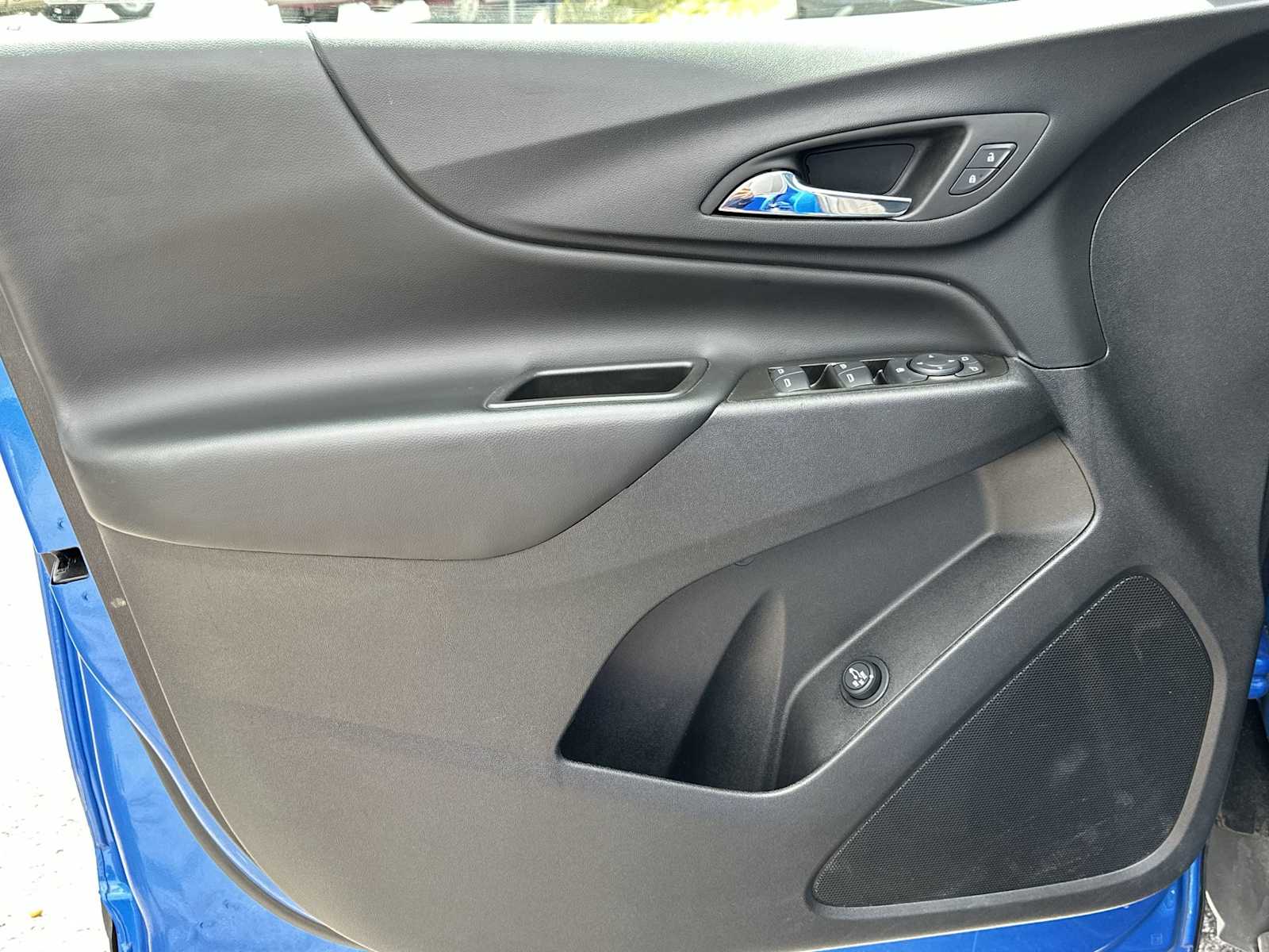 Thumbnail: 2024 Chevrolet Equinox - 17