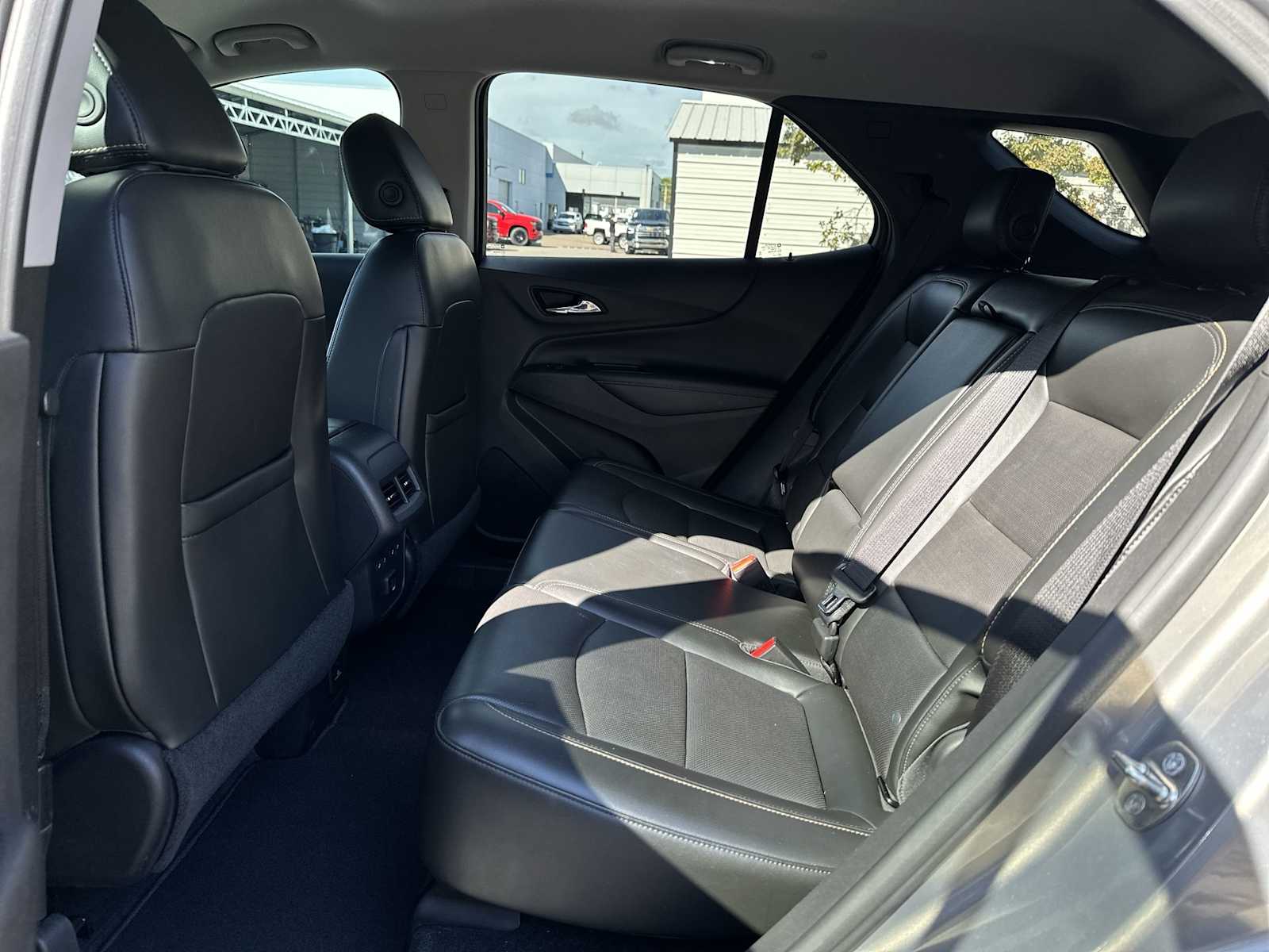 Thumbnail: 2019 Chevrolet Equinox - 17