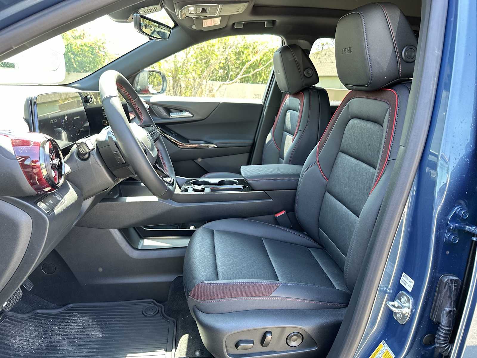 Thumbnail: 2026 Chevrolet Equinox - 15