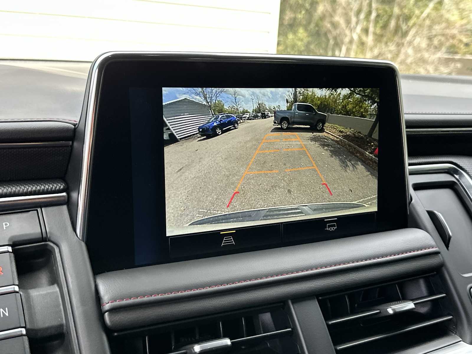 Thumbnail: 2023 Chevrolet Suburban - 22