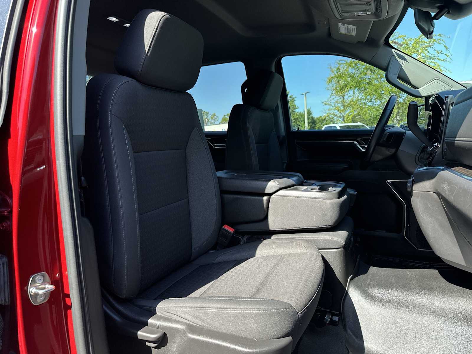 Thumbnail: 2023 Chevrolet Silverado 1500 - 25