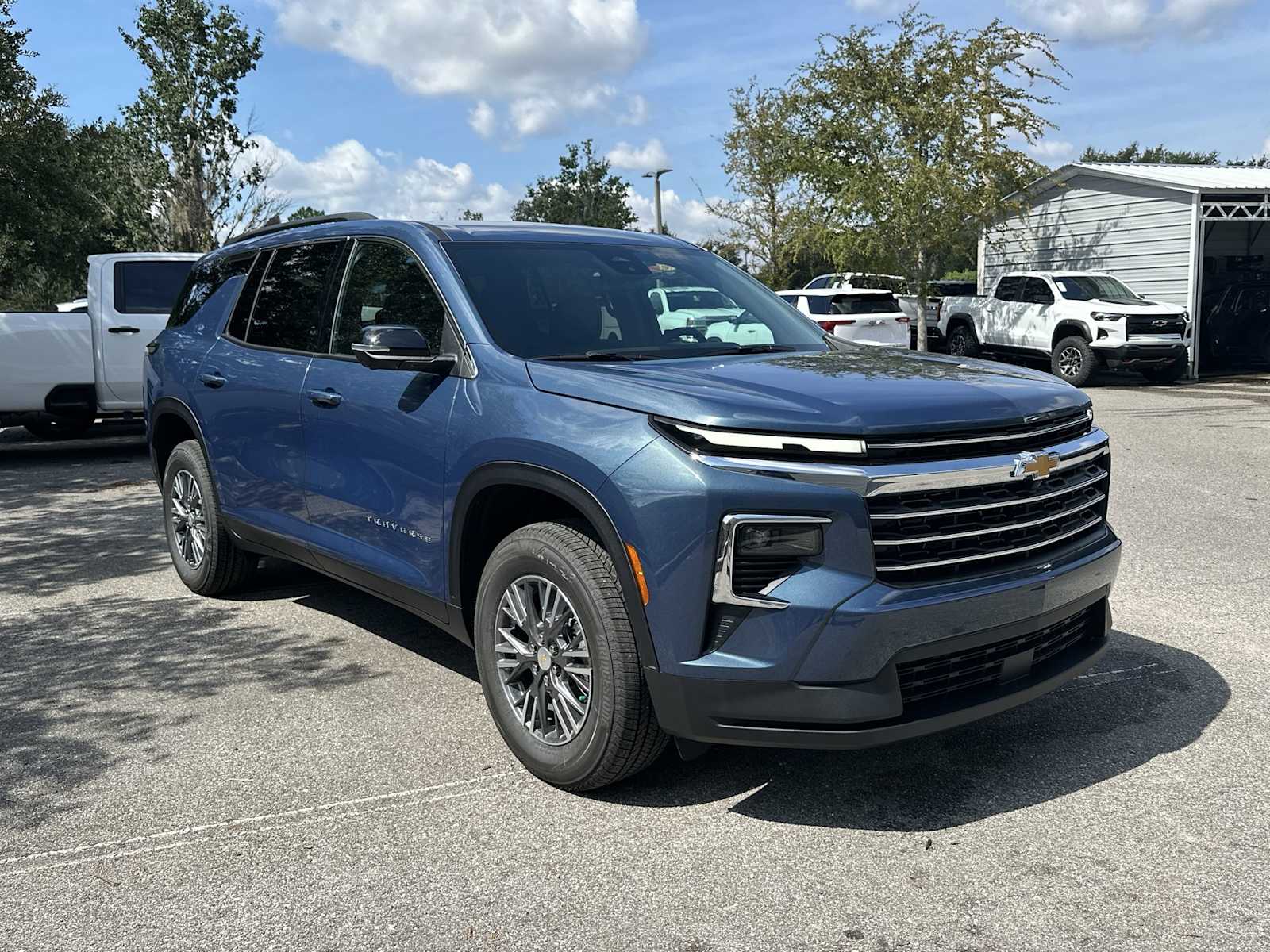 Thumbnail: 2026 Chevrolet Traverse - 8