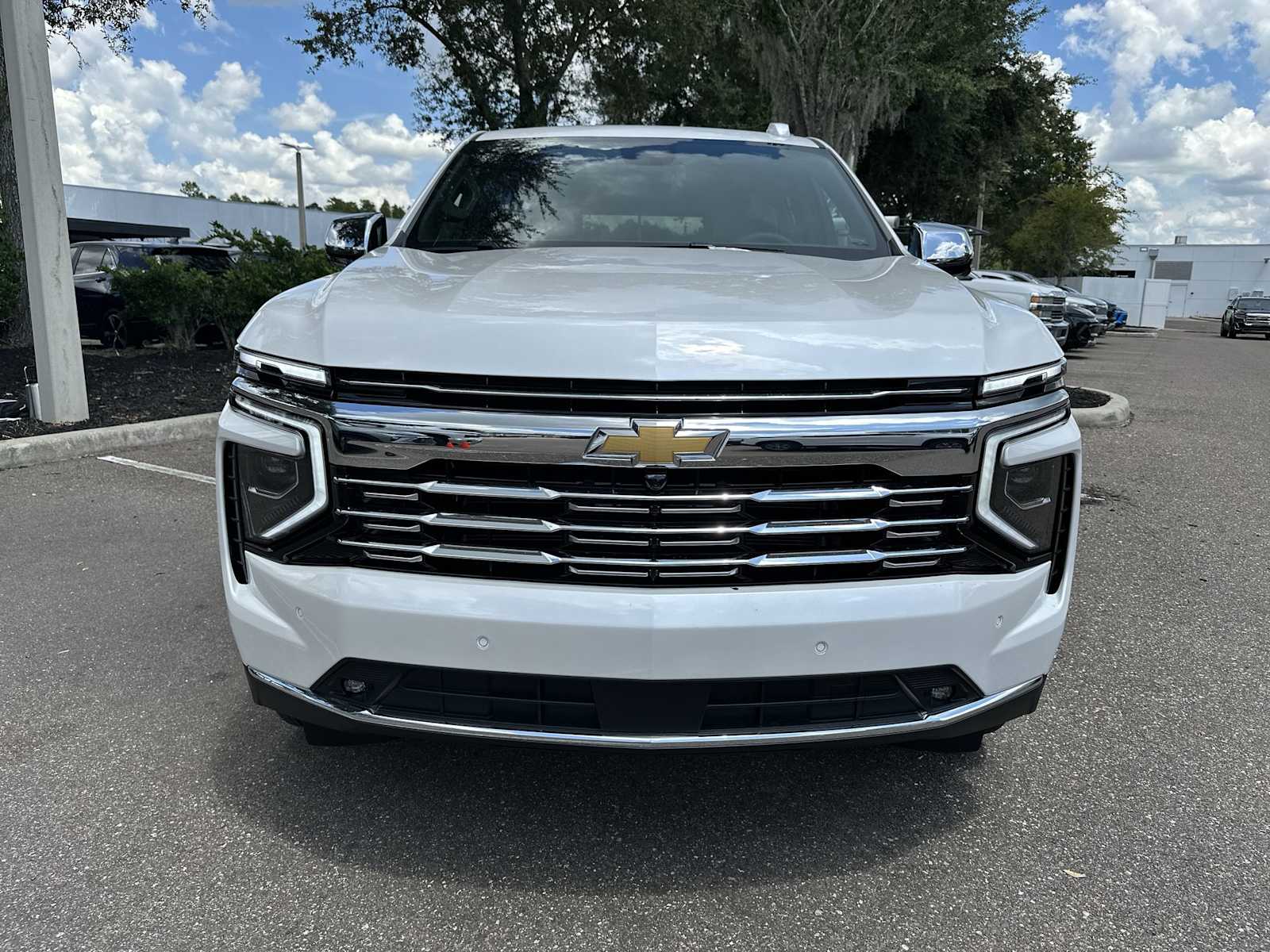 Thumbnail: 2025 Chevrolet Suburban - 9