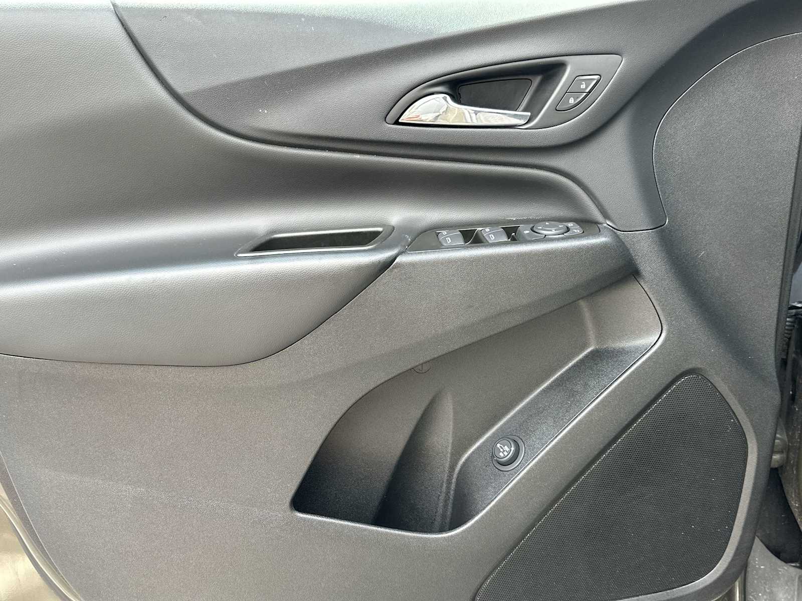 Thumbnail: 2024 Chevrolet Equinox - 17