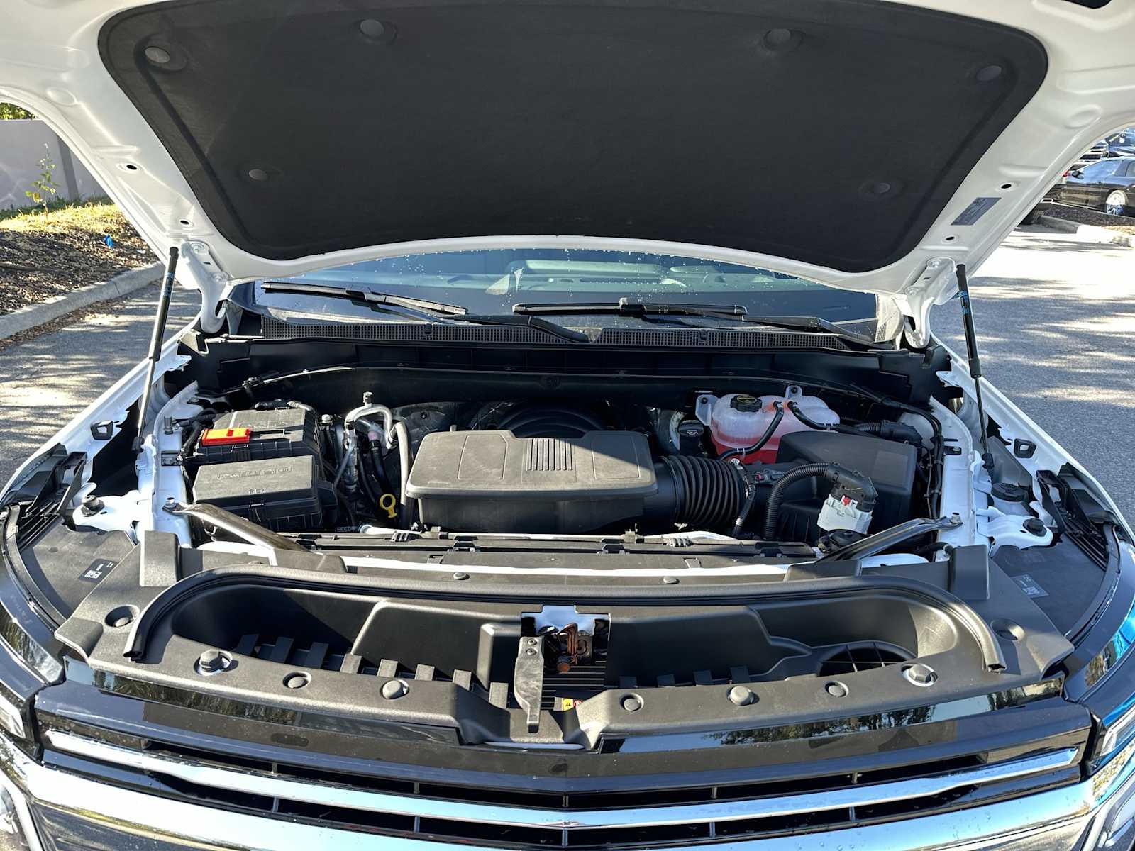 Thumbnail: 2026 Chevrolet Tahoe - 13