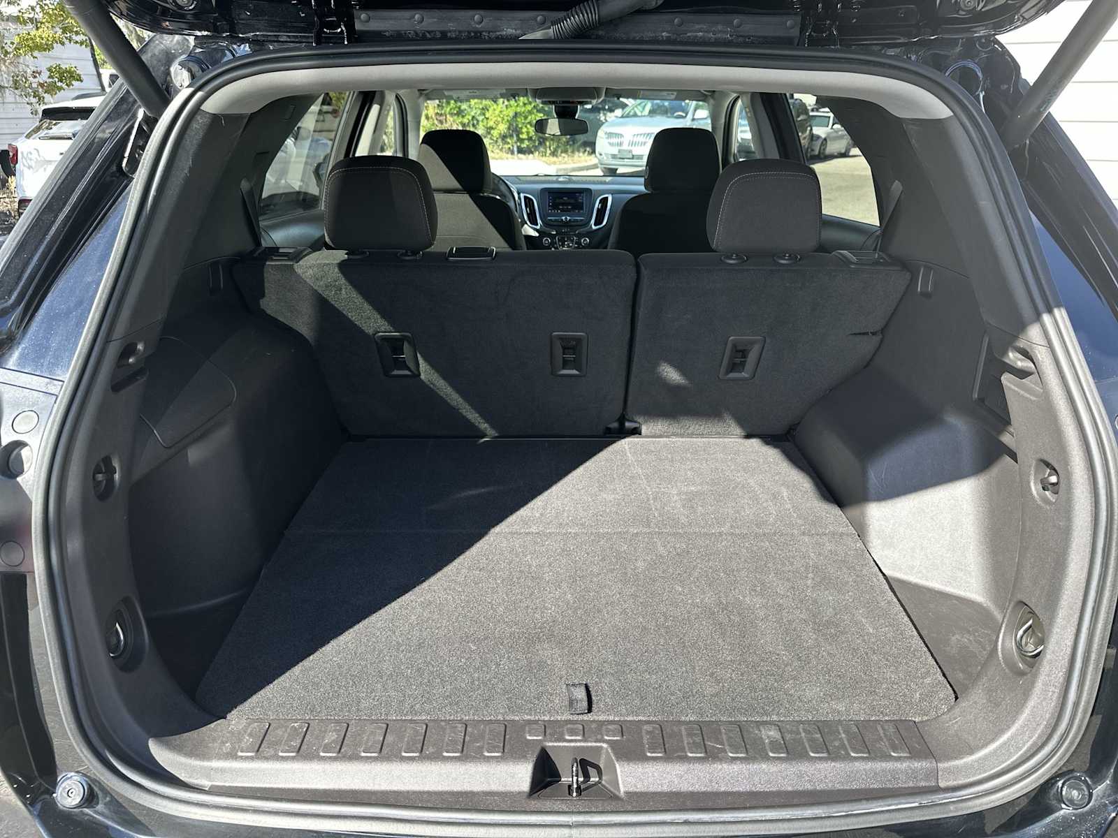 Thumbnail: 2024 Chevrolet Equinox - 25