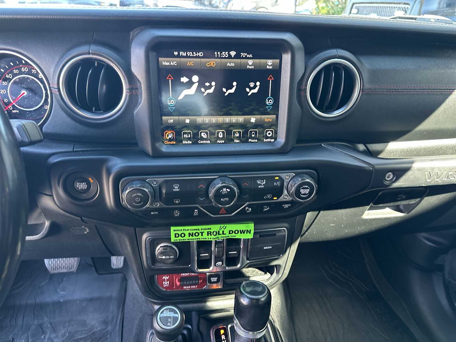 Thumbnail: 2020 Jeep Wrangler - 21