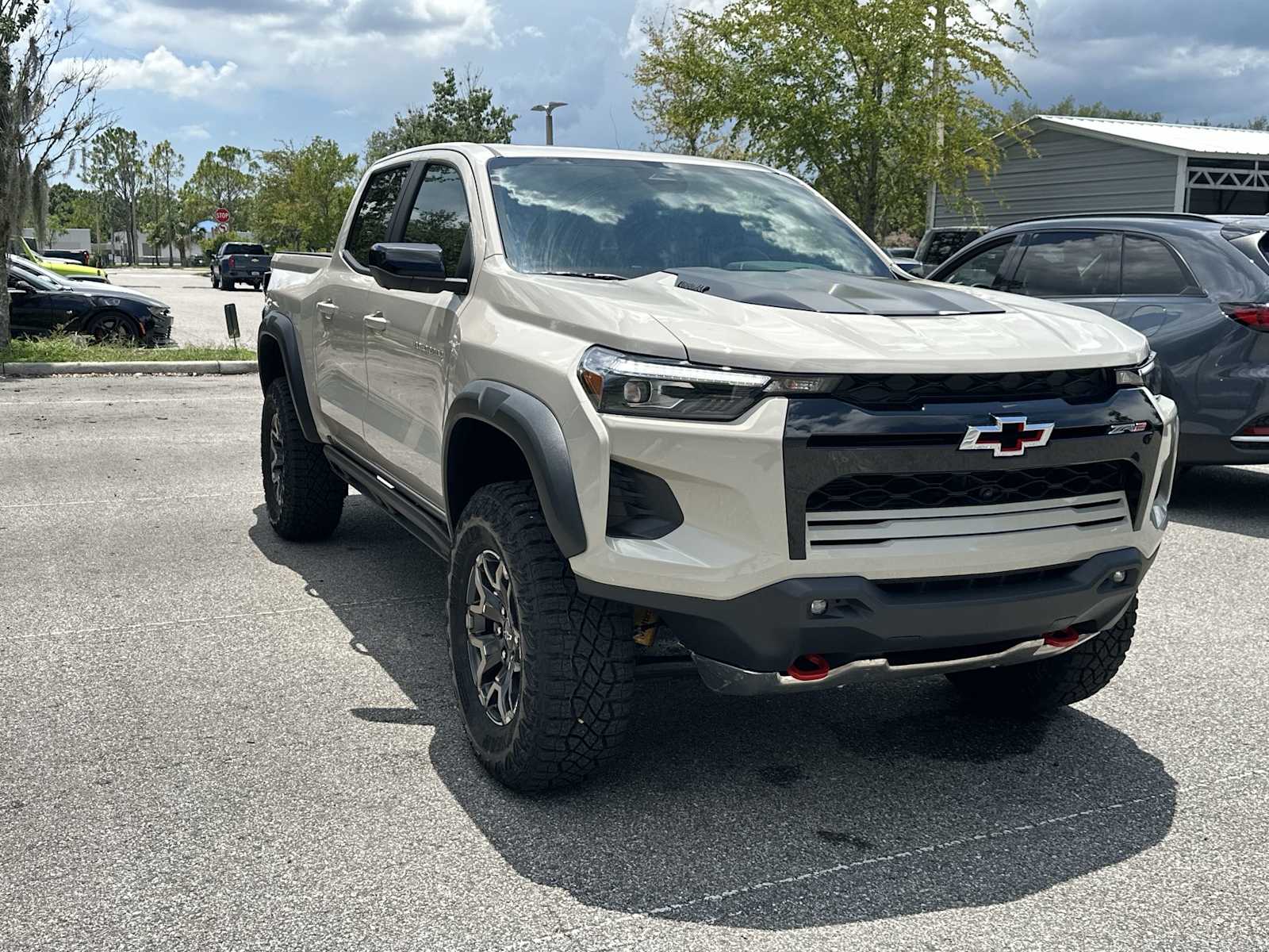 Thumbnail: 2026 Chevrolet Colorado - 8