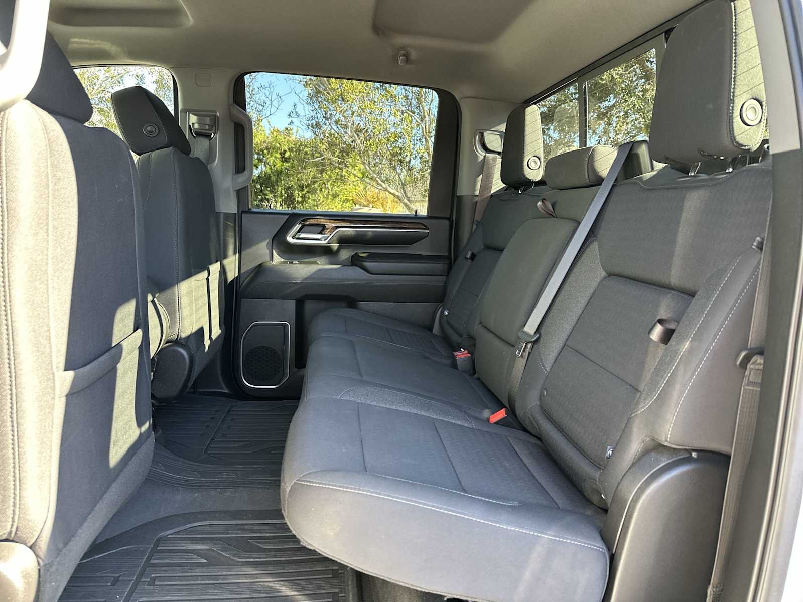 Thumbnail: 2024 GMC Sierra 2500 - 17