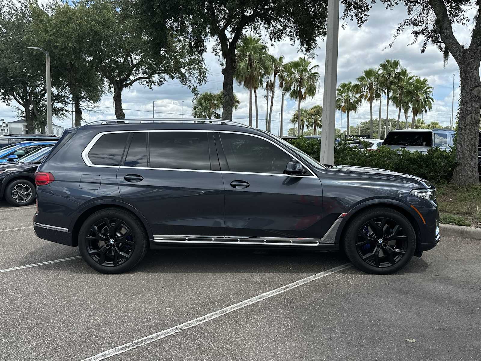 Thumbnail: 2019 BMW X7 - 7