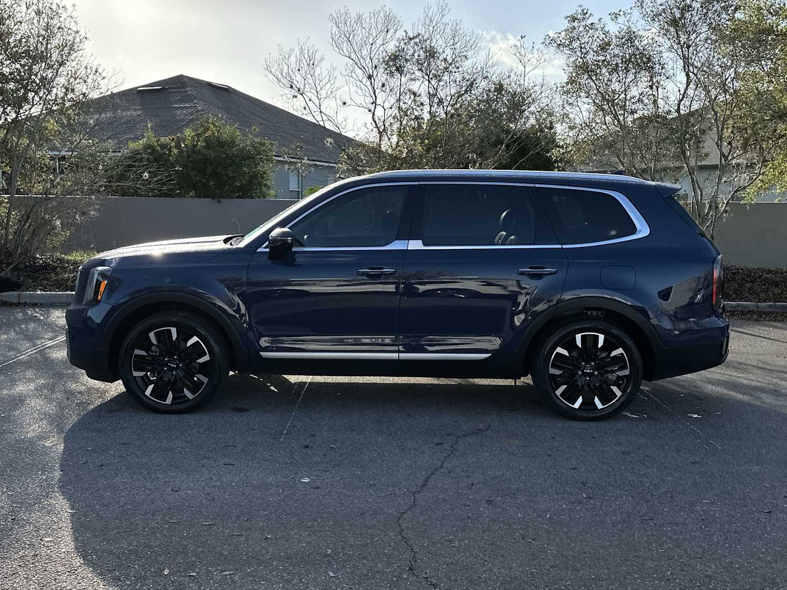 Thumbnail: 2024 Kia Telluride - 3