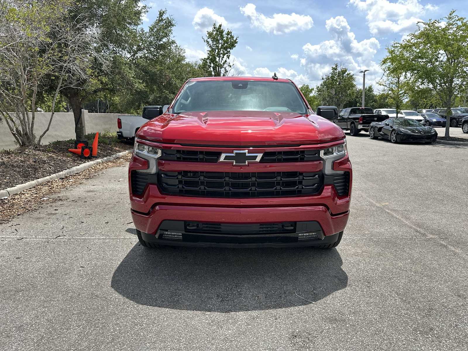 Thumbnail: 2026 Chevrolet Silverado 1500 - 9
