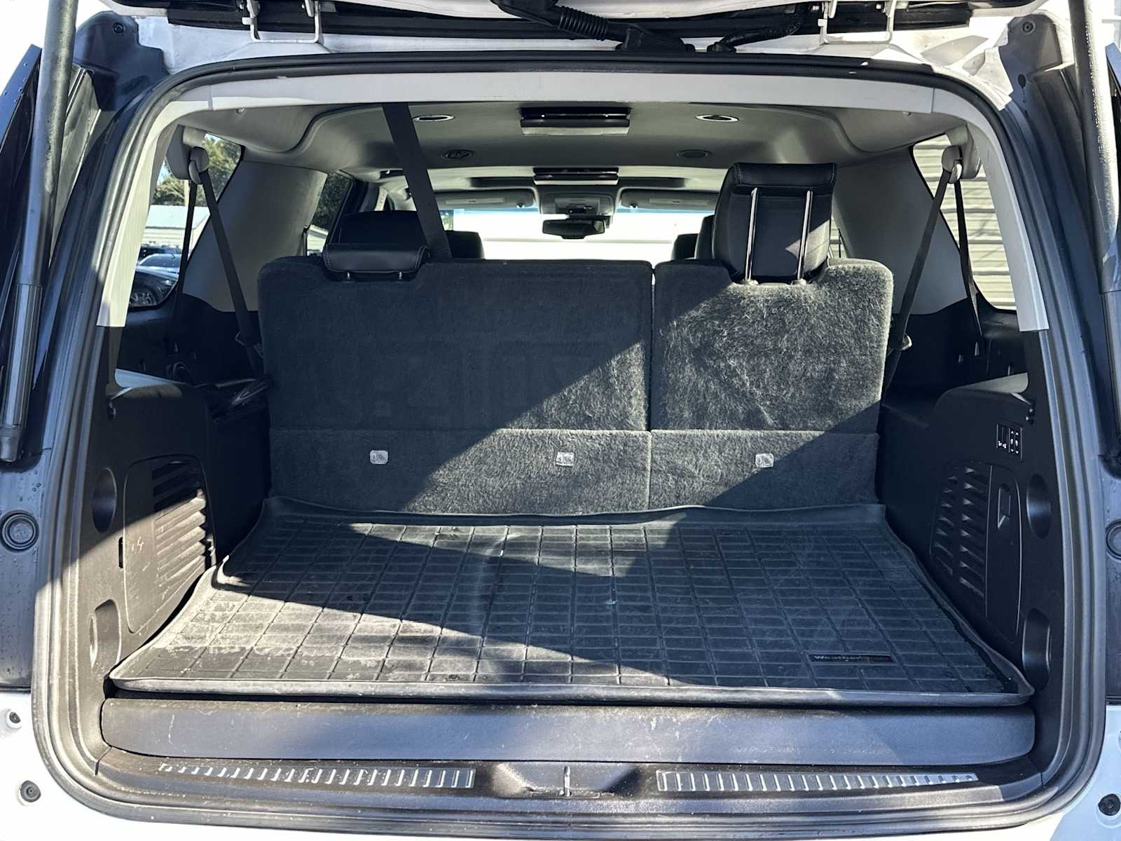 Thumbnail: 2019 GMC Yukon XL - 26