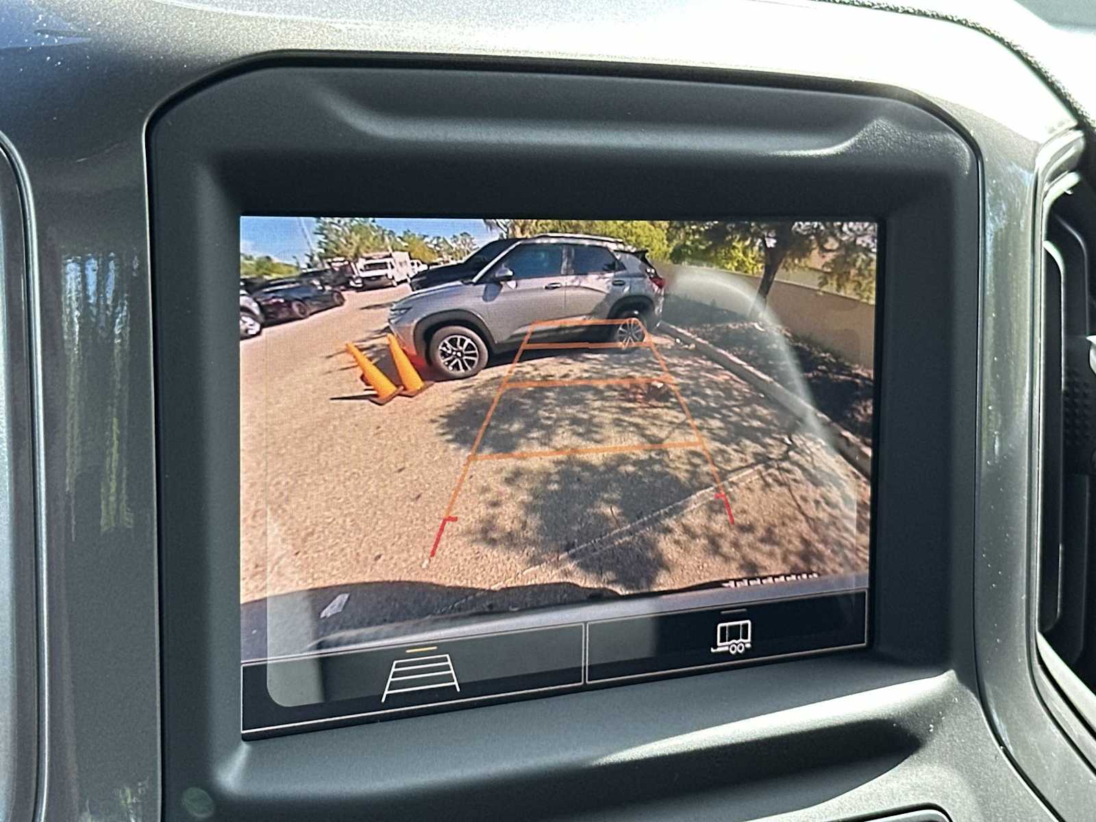 Thumbnail: 2026 Chevrolet Silverado 1500 - 22