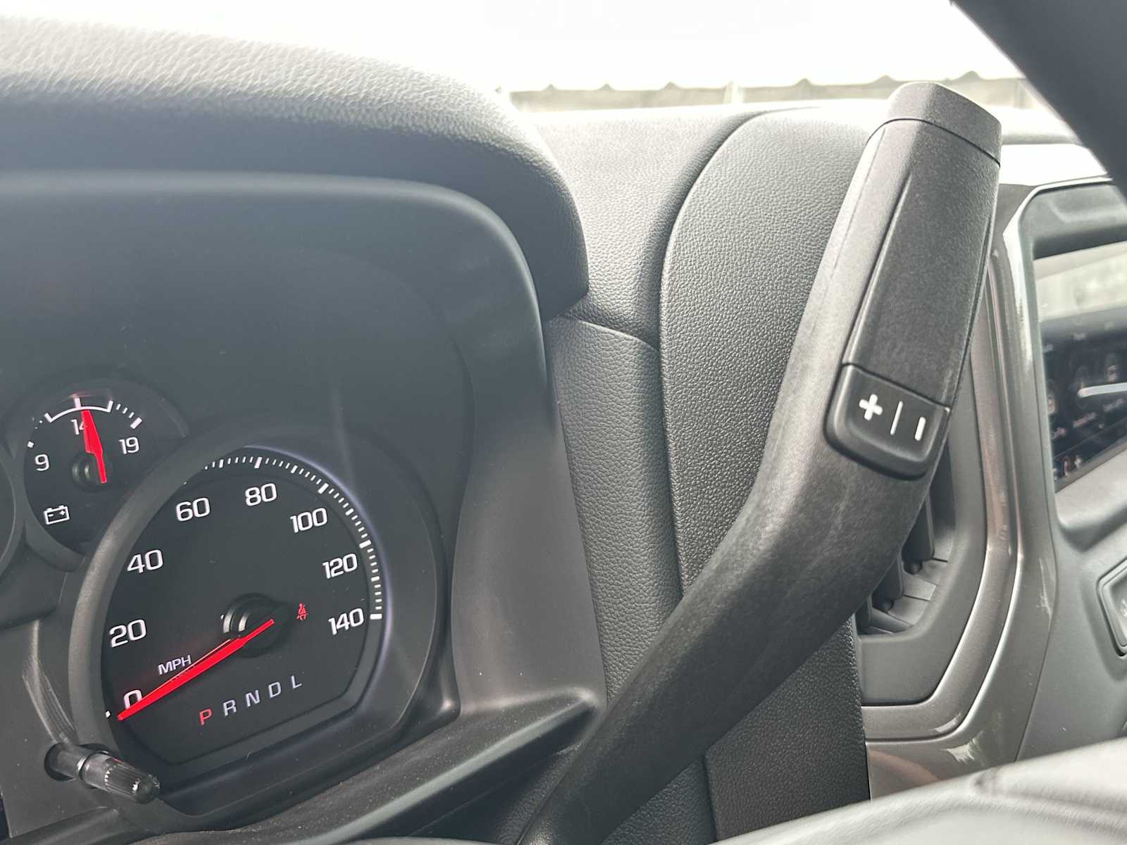 Thumbnail: 2025 Chevrolet Silverado 1500 - 23