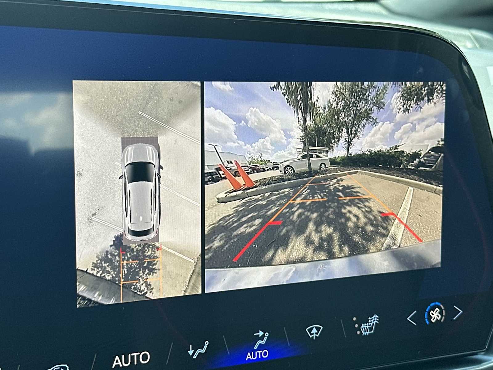 Thumbnail: 2025 Chevrolet Equinox - 22