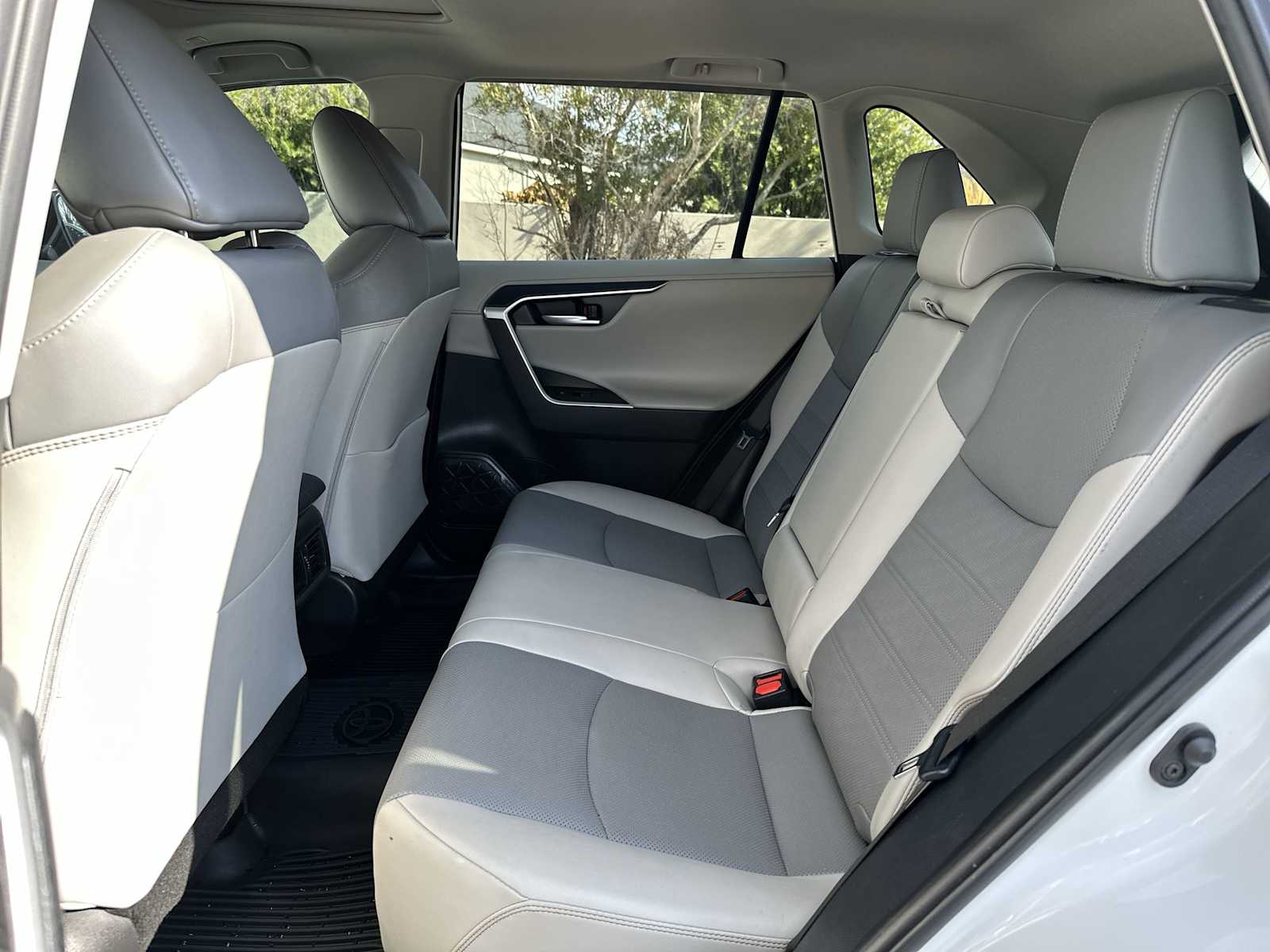 Thumbnail: 2024 Toyota RAV4 - 18