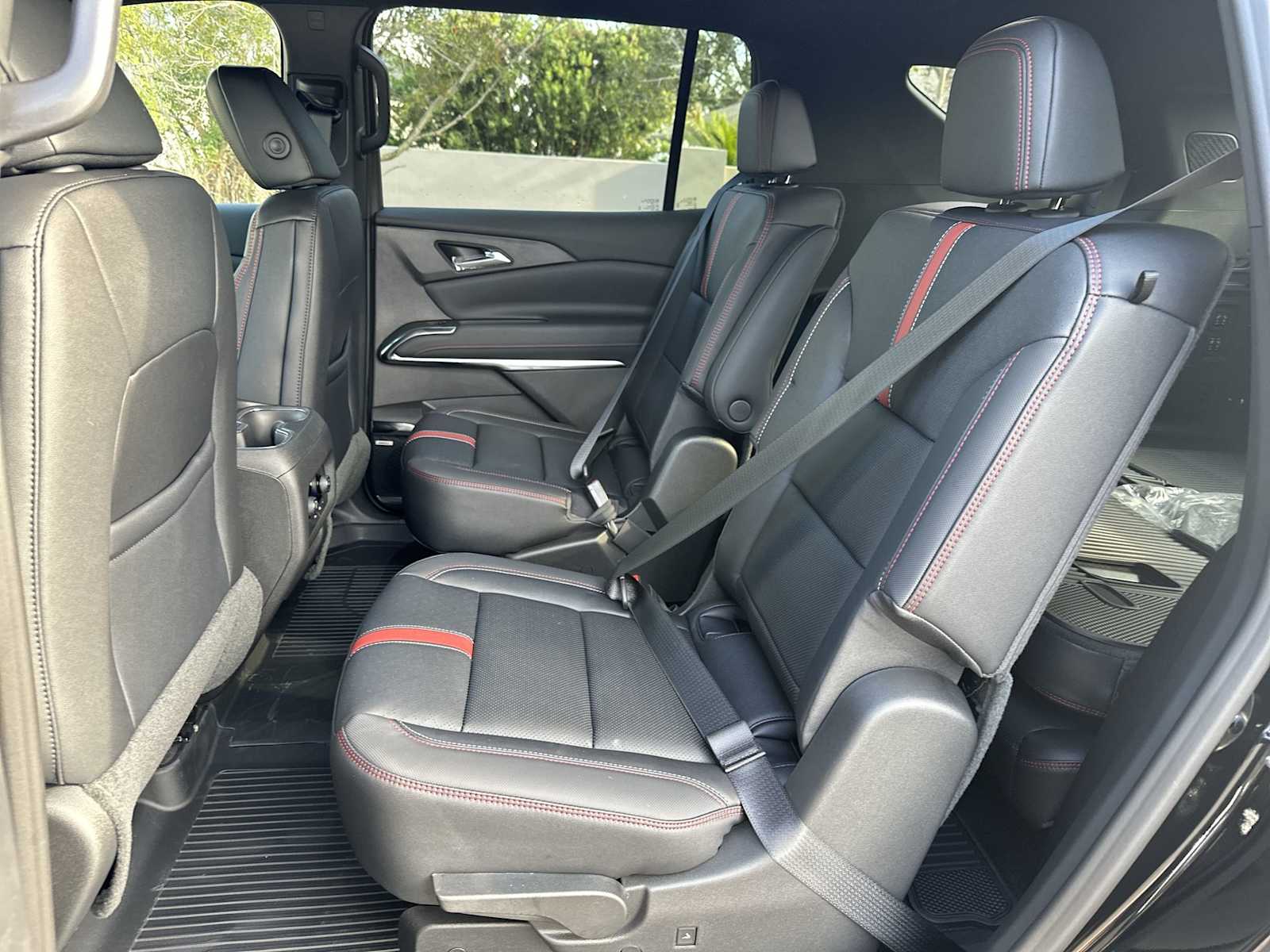 Thumbnail: 2026 Chevrolet Traverse - 18