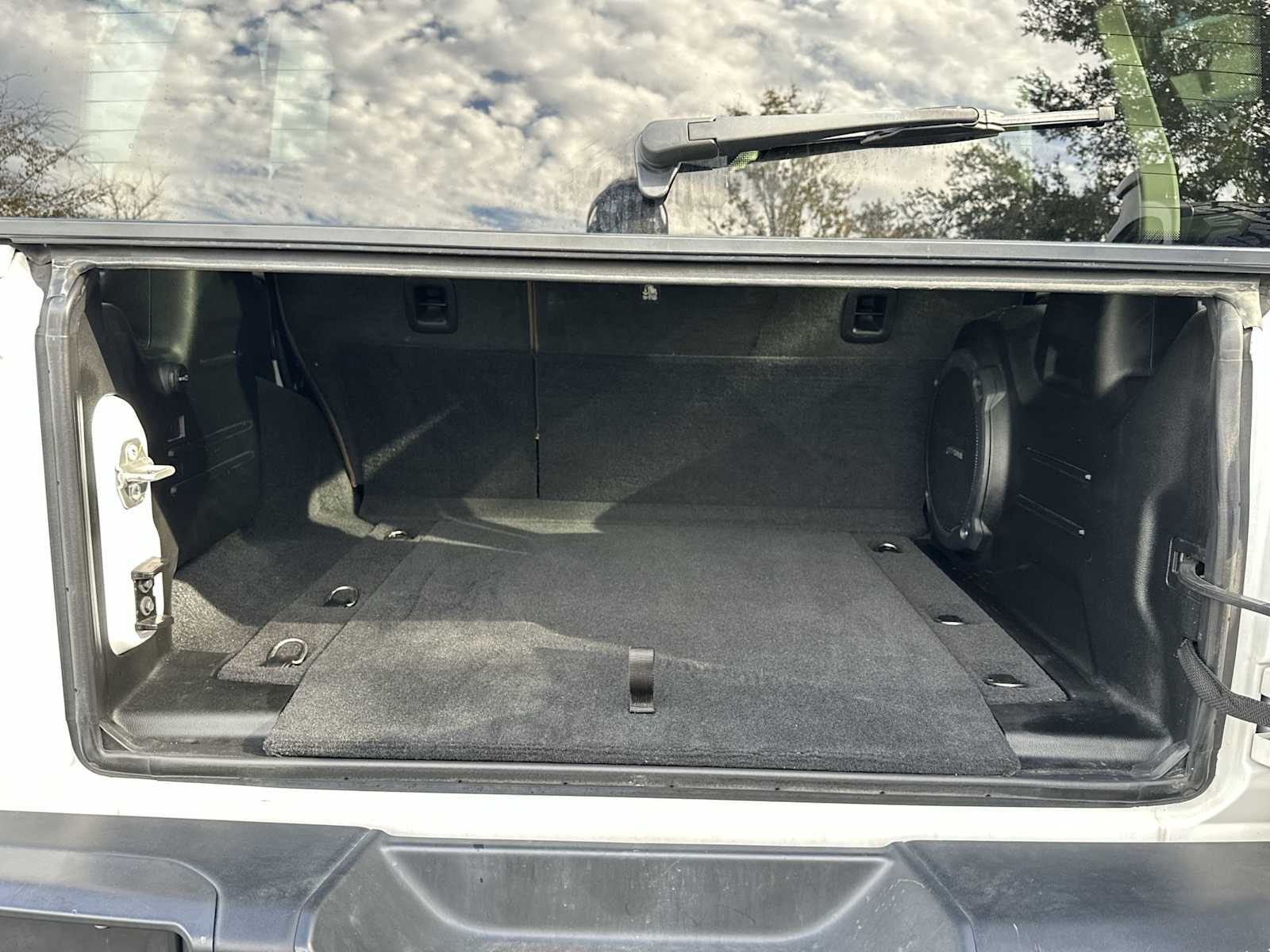 Thumbnail: 2021 Jeep Wrangler - 25