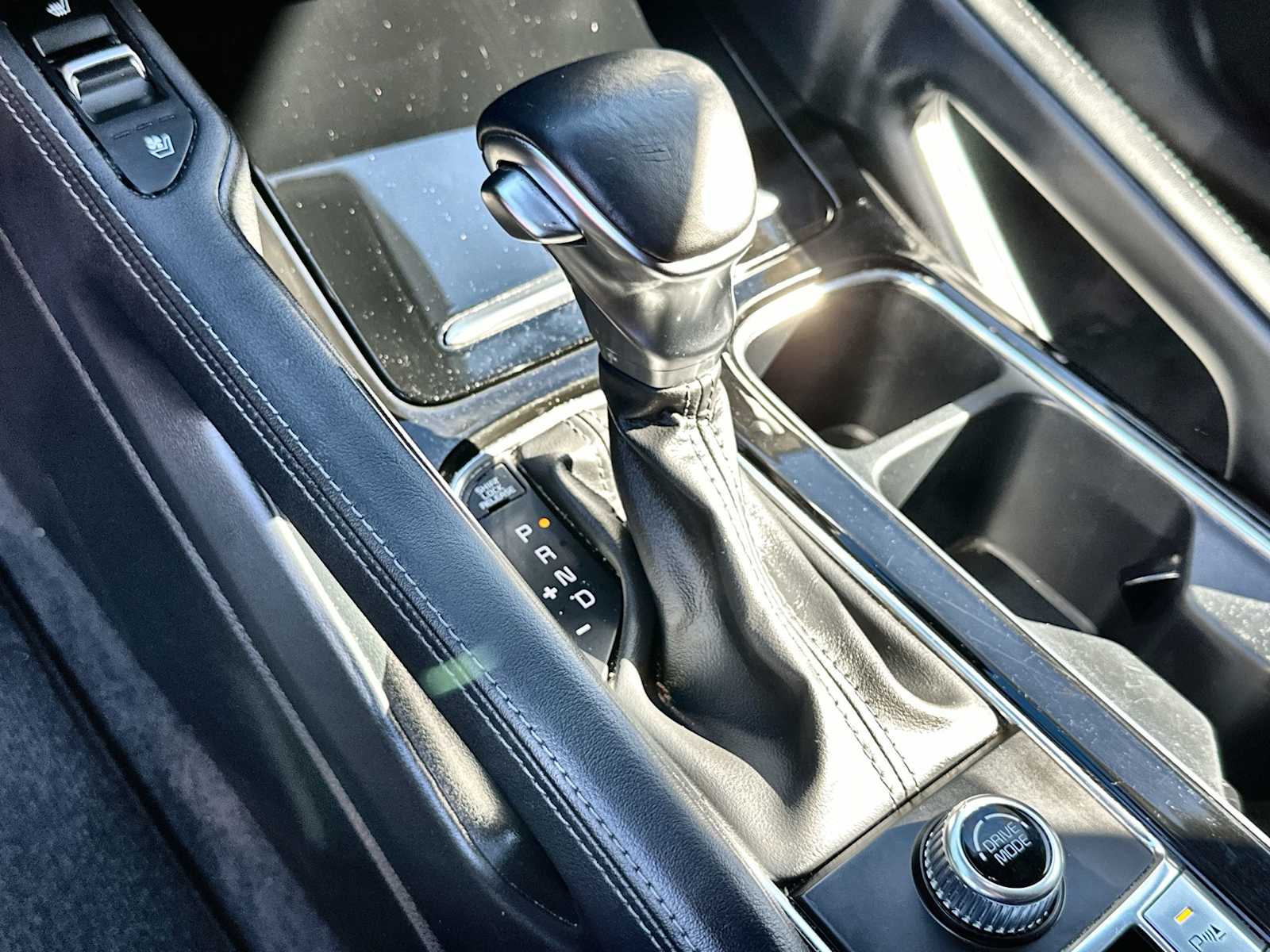 Thumbnail: 2023 Kia Telluride - 24