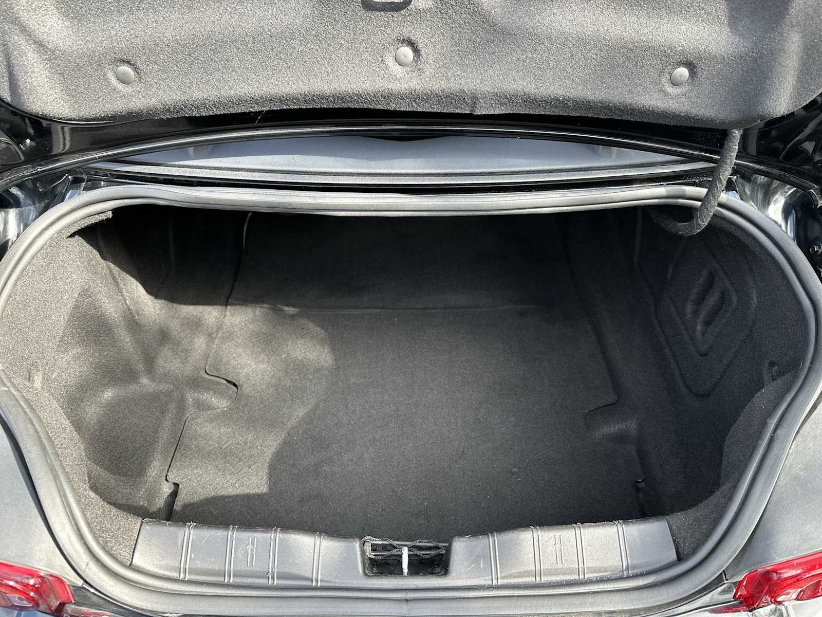 Thumbnail: 2019 Chevrolet Camaro - 25