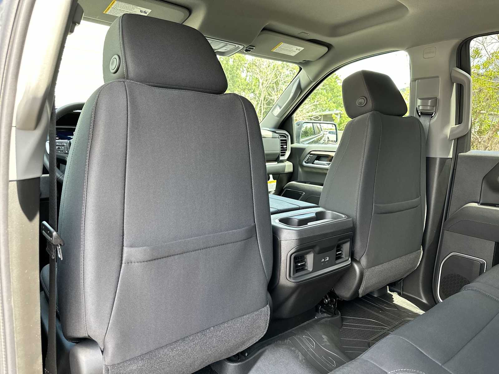 Thumbnail: 2026 Chevrolet Silverado 1500 - 16