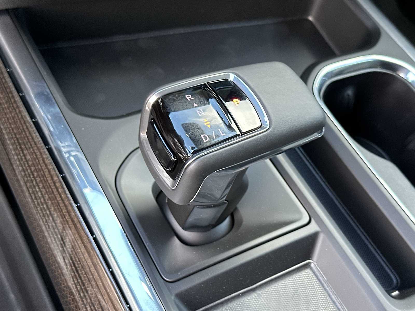 Thumbnail: 2026 Chevrolet Silverado 1500 - 23