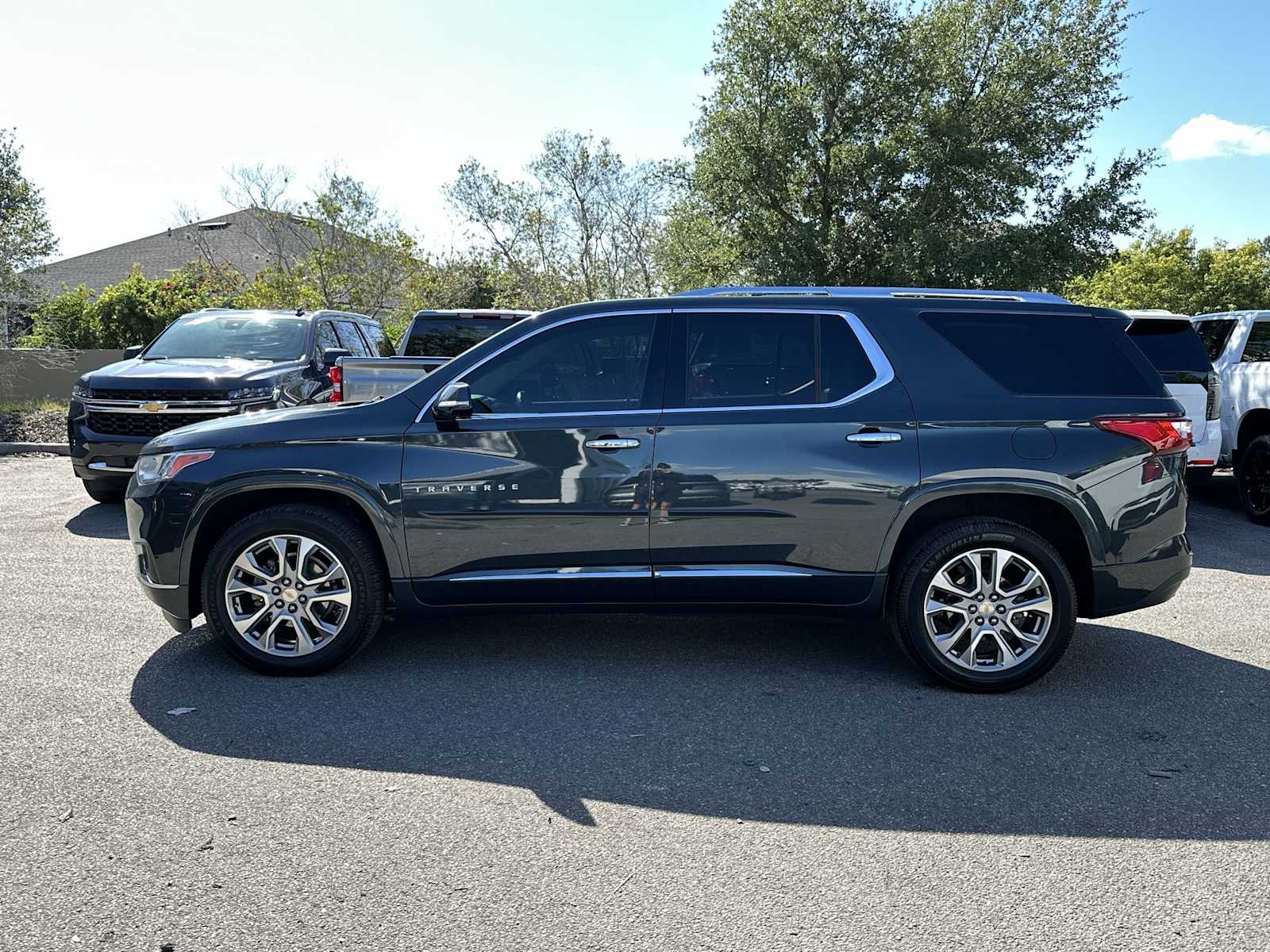 Thumbnail: 2020 Chevrolet Traverse - 3