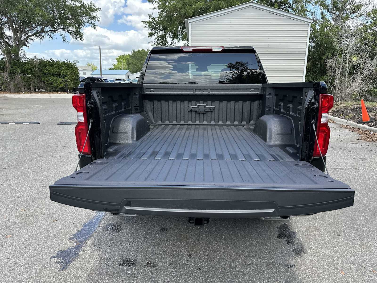 Thumbnail: 2026 Chevrolet Silverado 1500 - 25