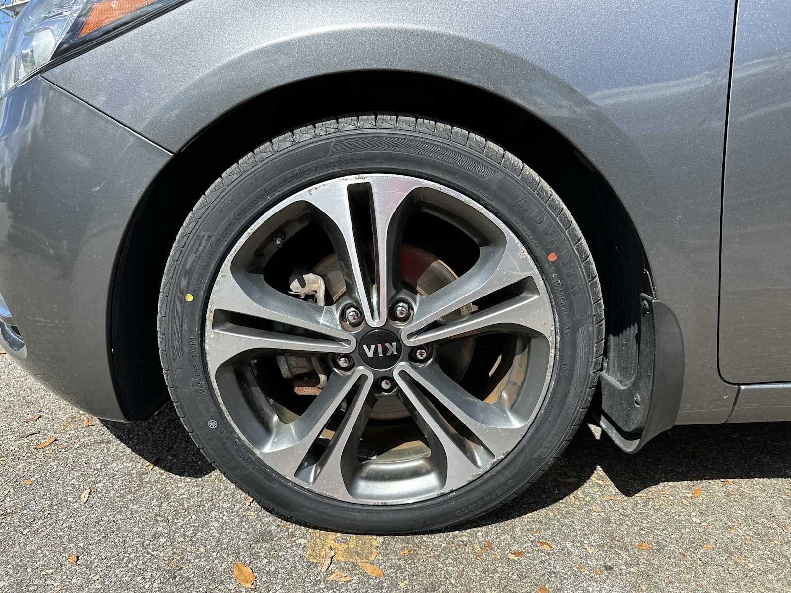 Thumbnail: 2015 Kia Forte - 12