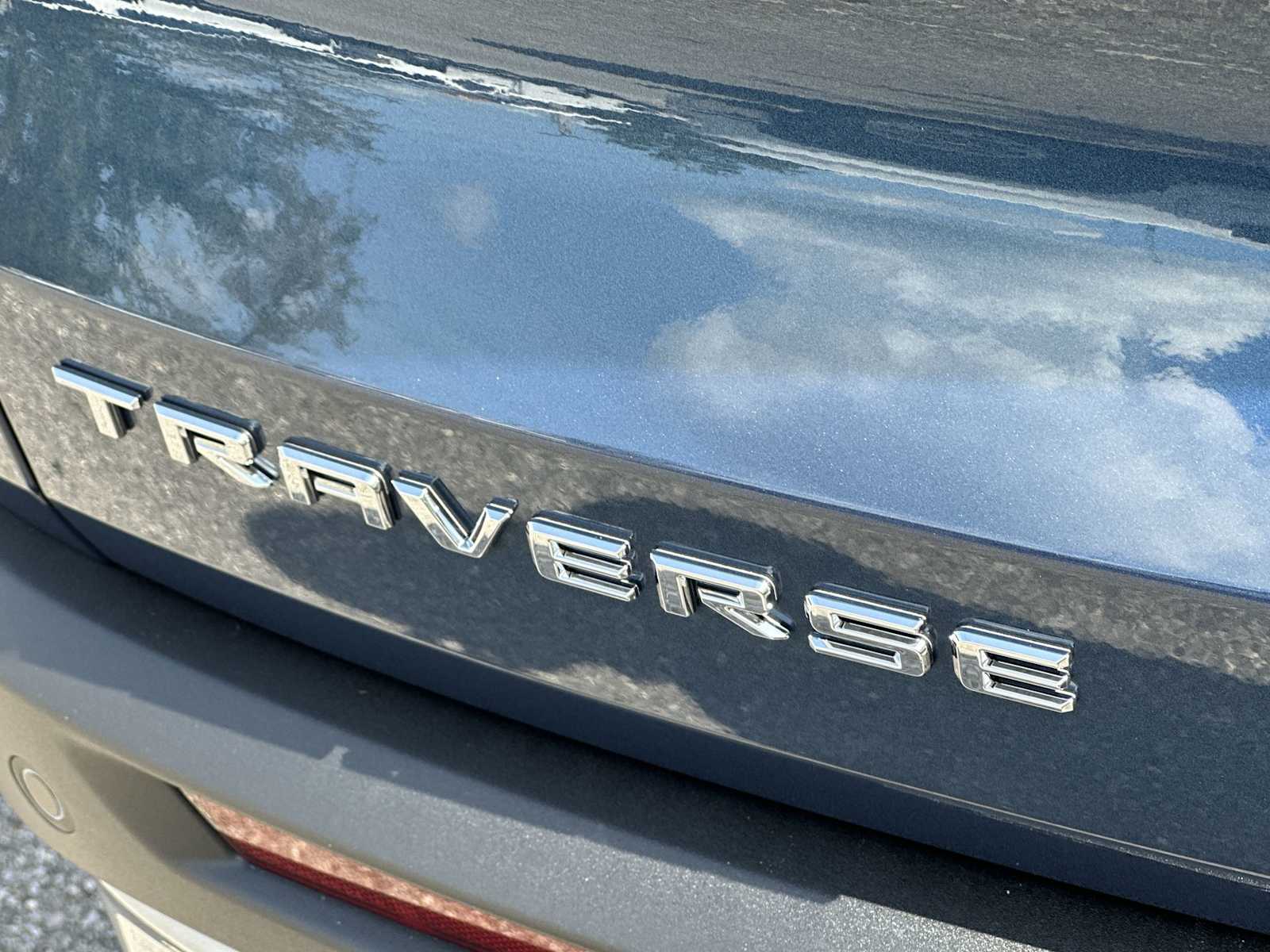 Thumbnail: 2026 Chevrolet Traverse - 25