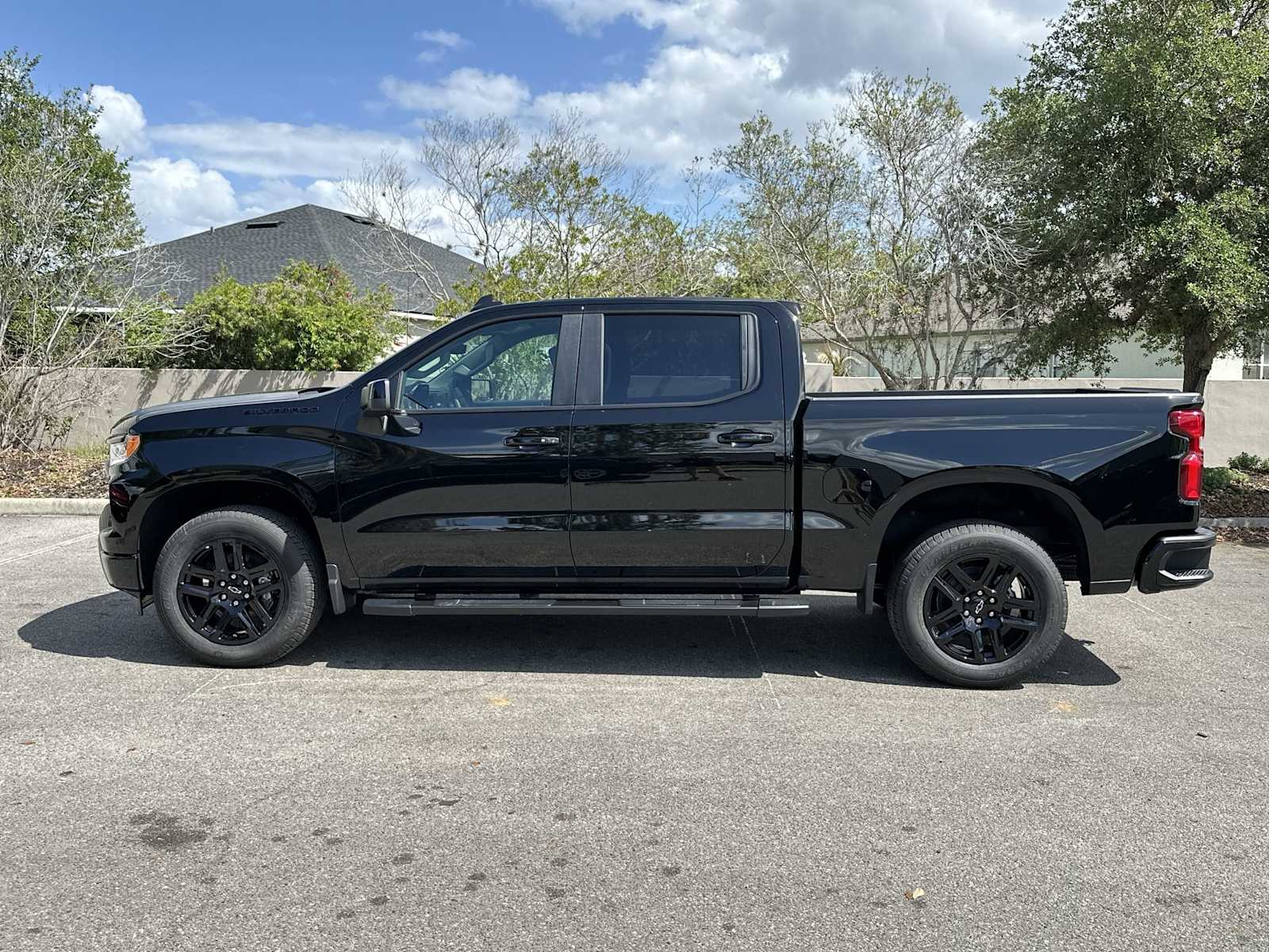 Thumbnail: 2026 Chevrolet Silverado 1500 - 3