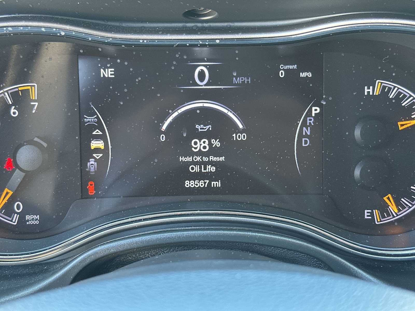 Thumbnail: 2020 Jeep Grand Cherokee - 24