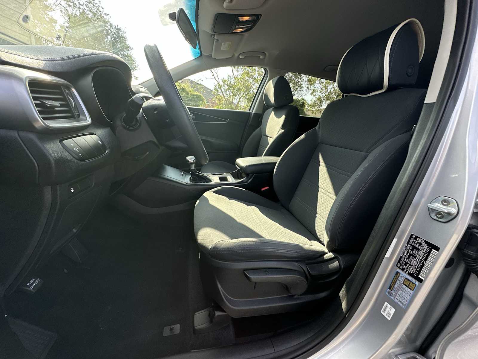 Thumbnail: 2019 Kia Sorento - 15
