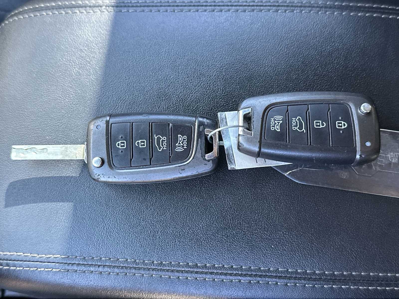 Thumbnail: 2019 Hyundai Santa Fe - 26