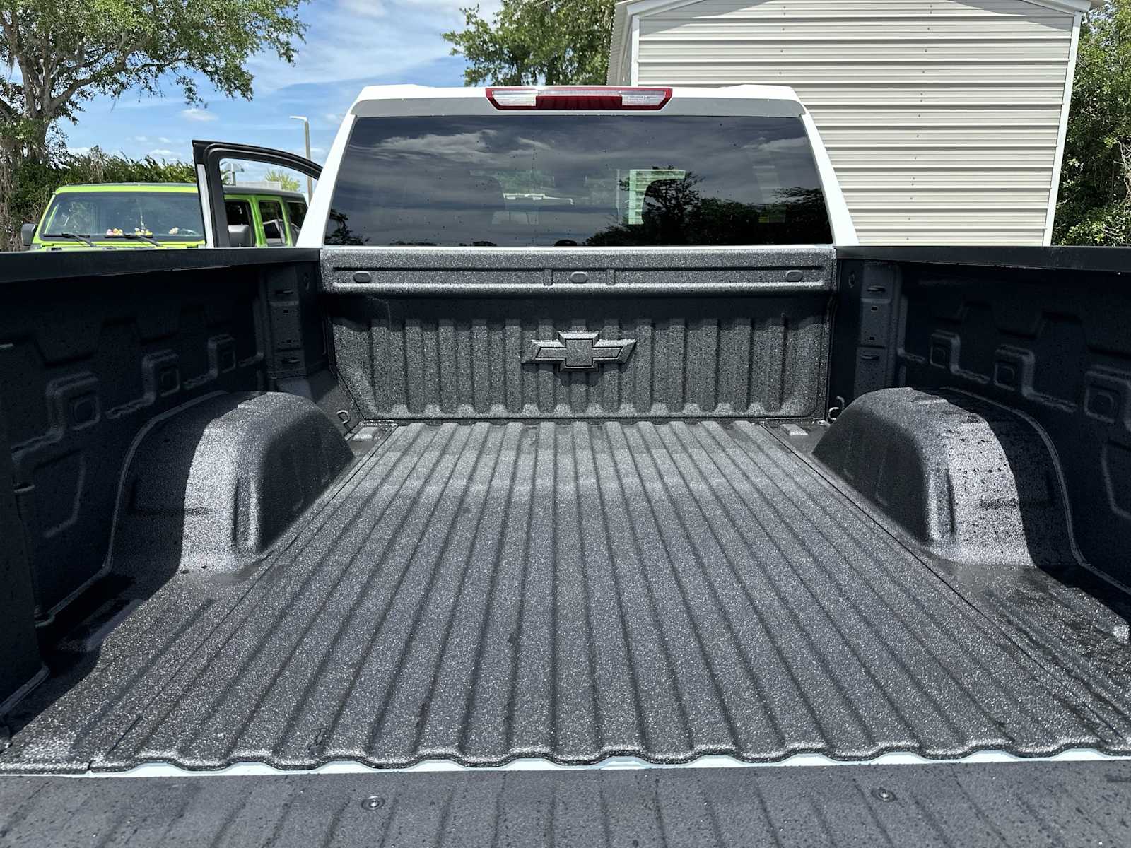 Thumbnail: 2026 Chevrolet Silverado 1500 - 25