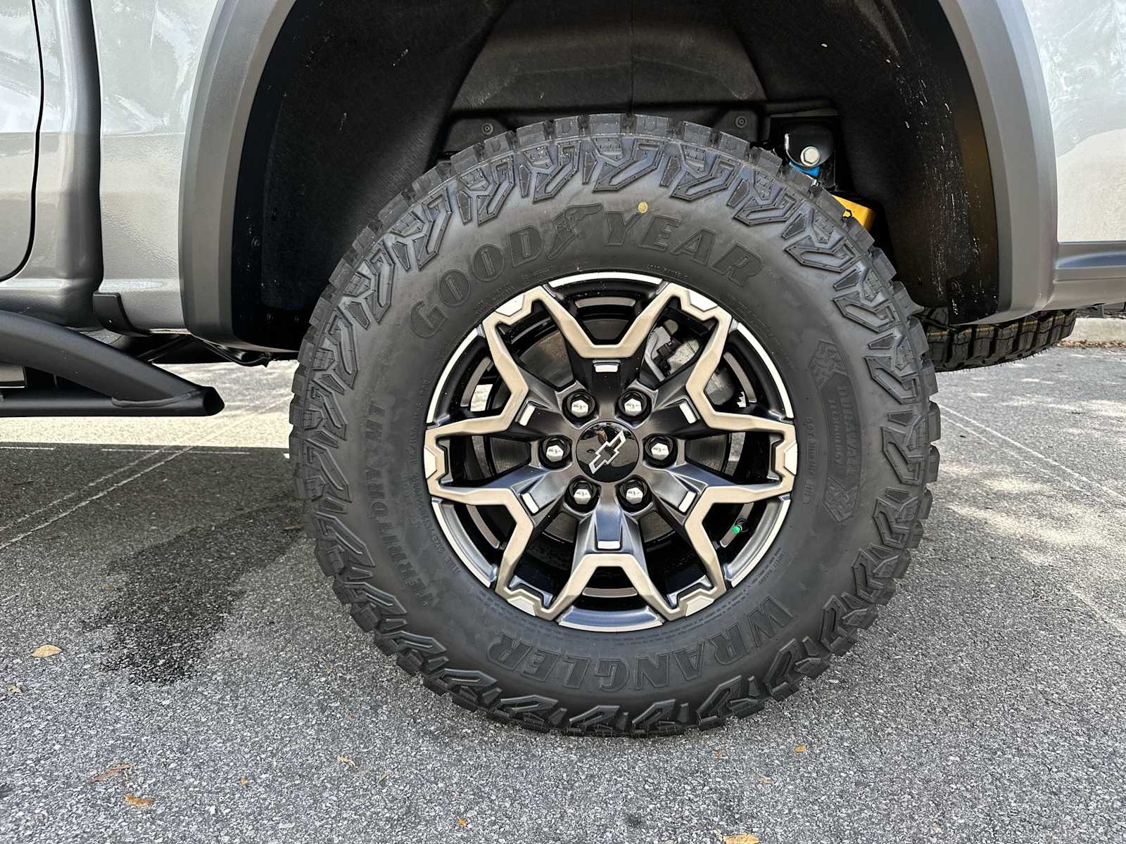 Thumbnail: 2026 Chevrolet Colorado - 12