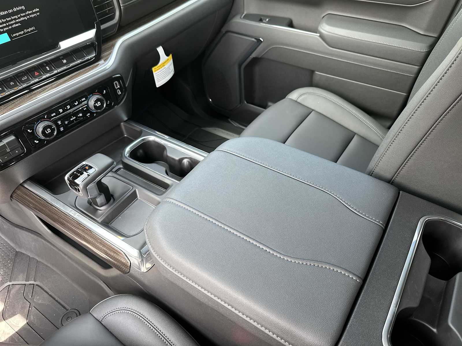 Thumbnail: 2026 Chevrolet Silverado 1500 - 21