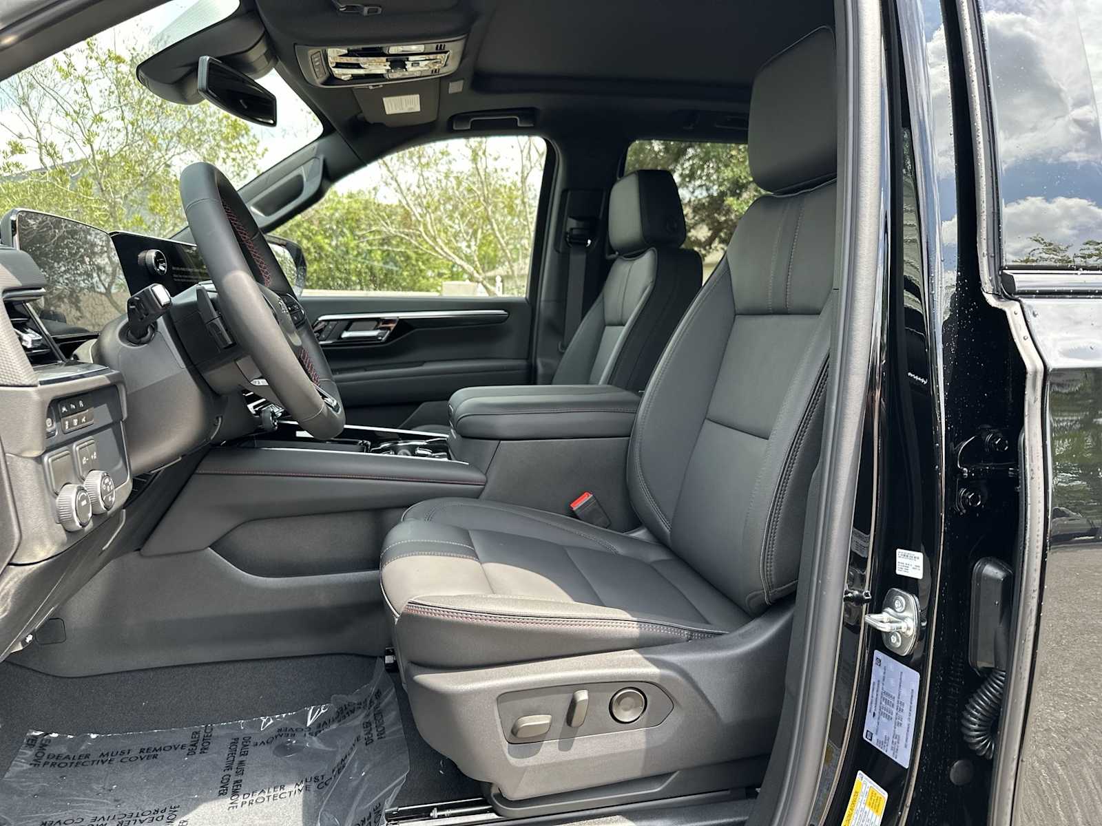 Thumbnail: 2026 Chevrolet Tahoe - 2