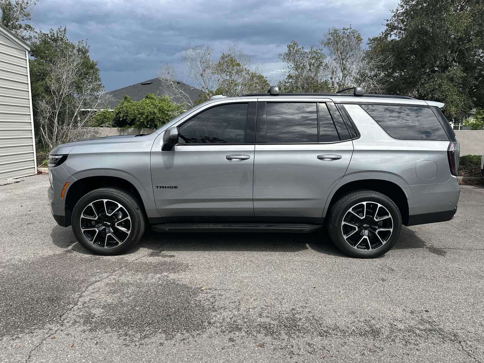 Thumbnail: 2026 Chevrolet Tahoe - 3