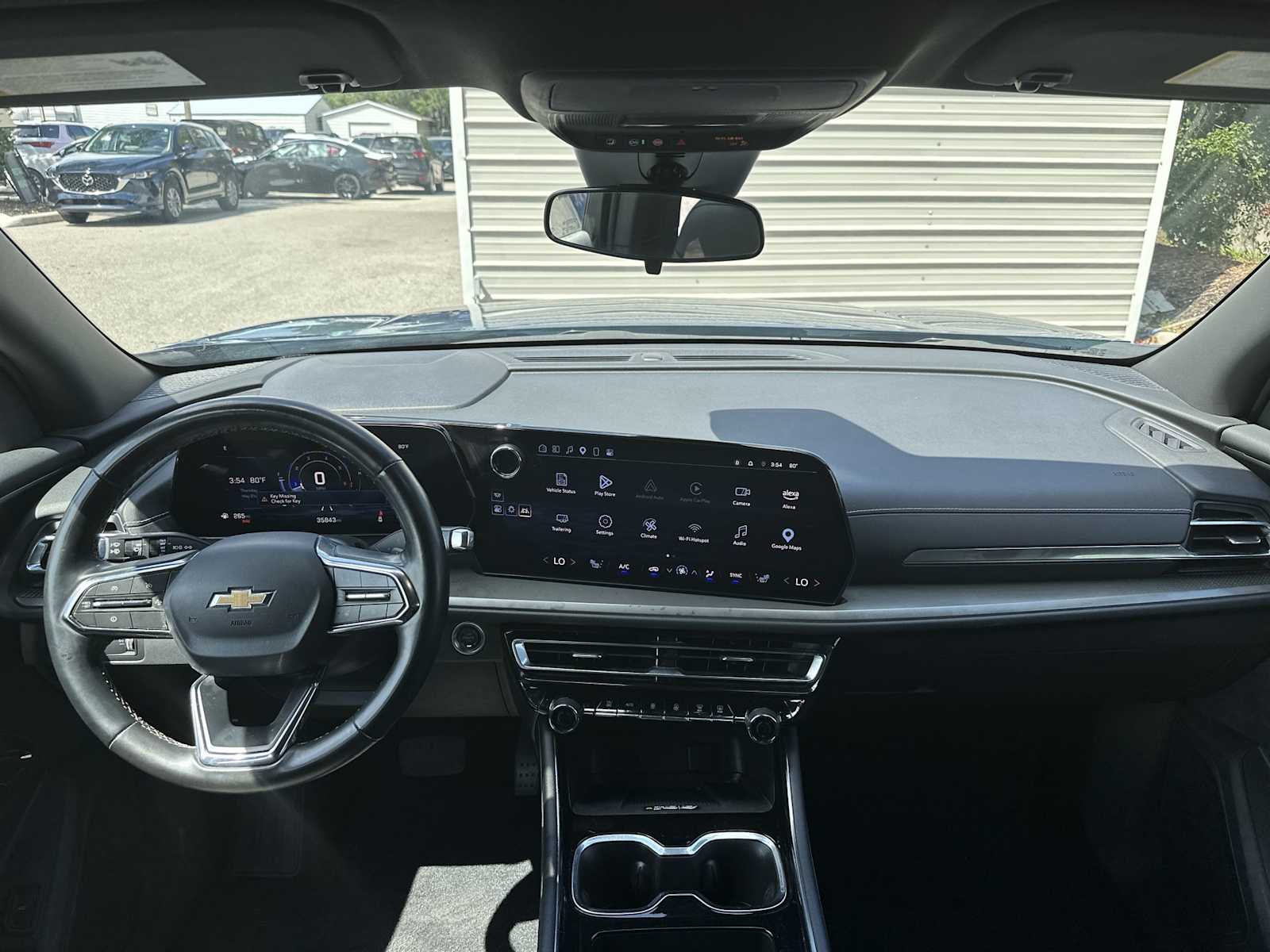 Thumbnail: 2025 Chevrolet Traverse - 14