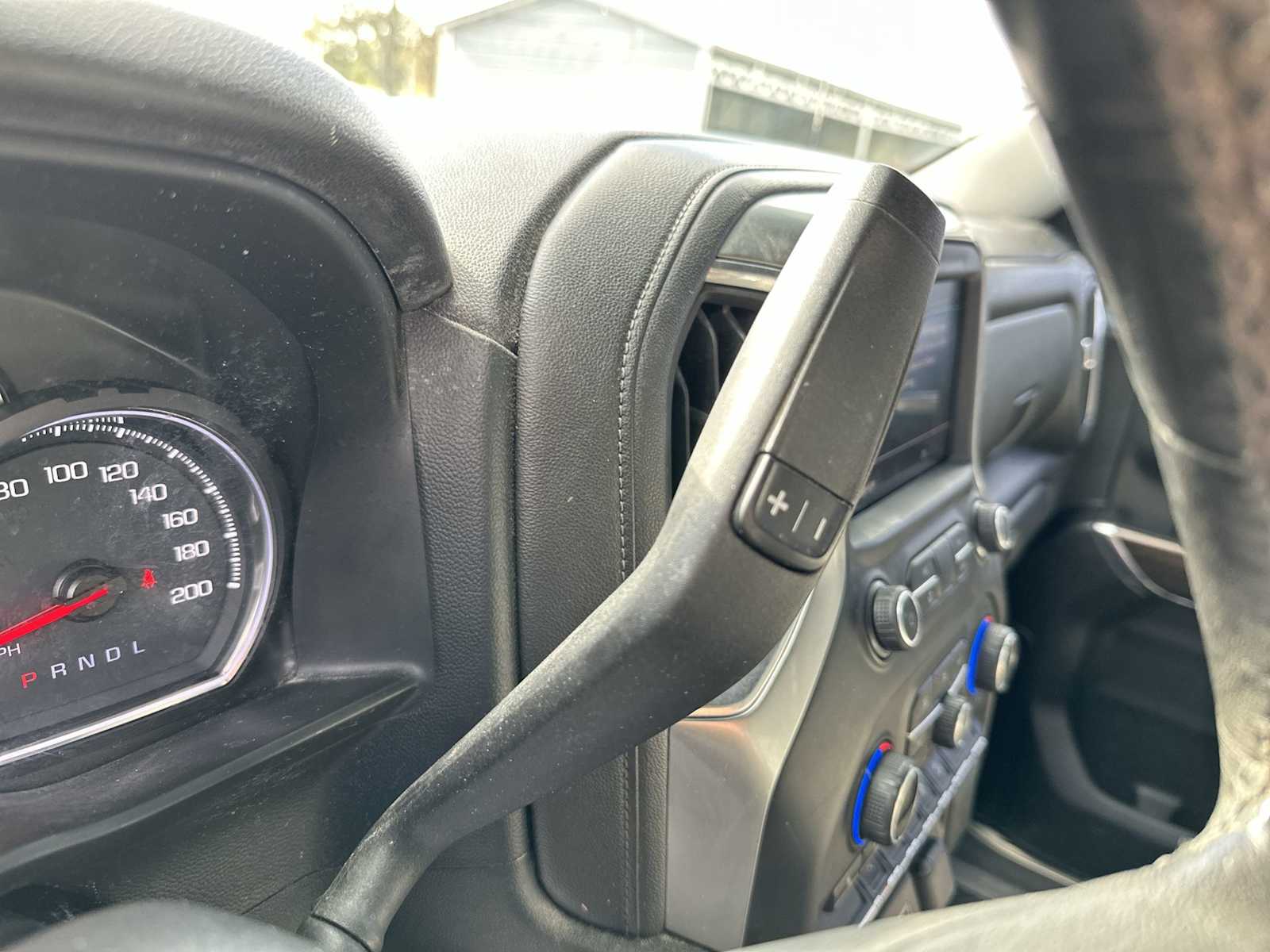 Thumbnail: 2019 Chevrolet Silverado 1500 - 23