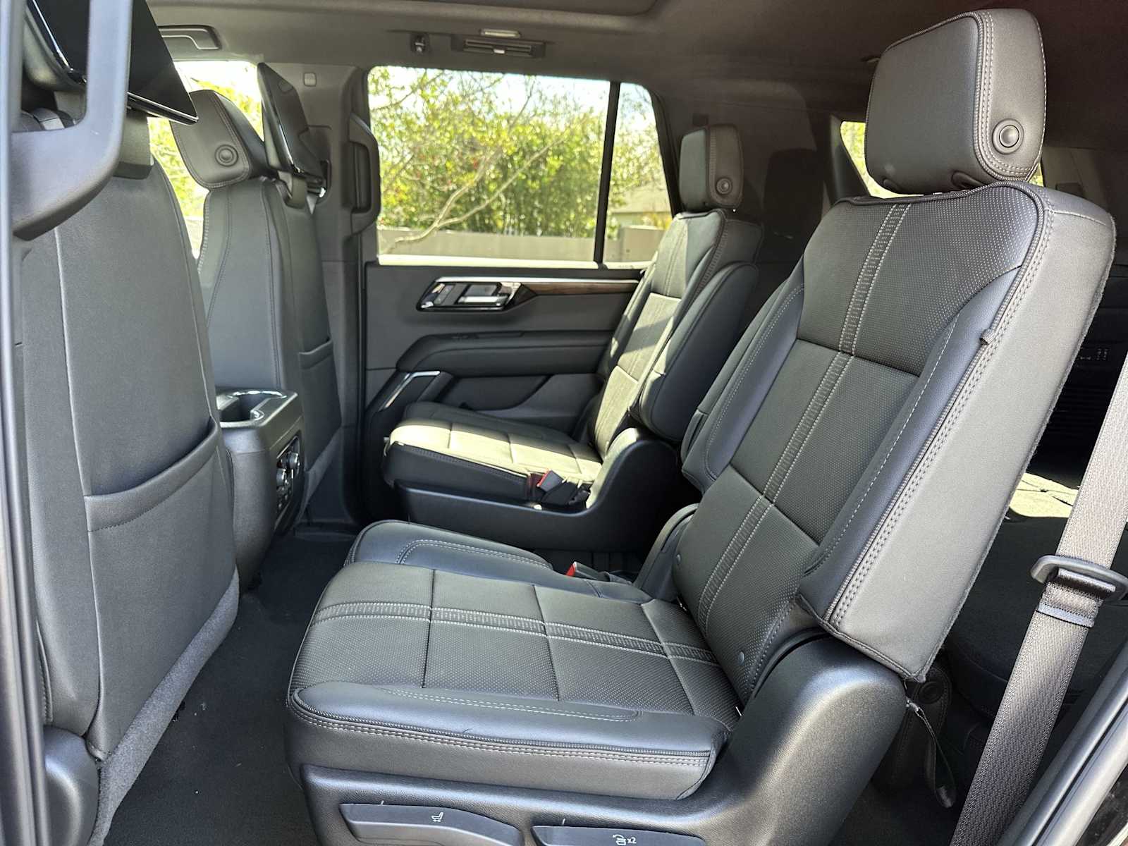 Thumbnail: 2026 Chevrolet Tahoe - 17