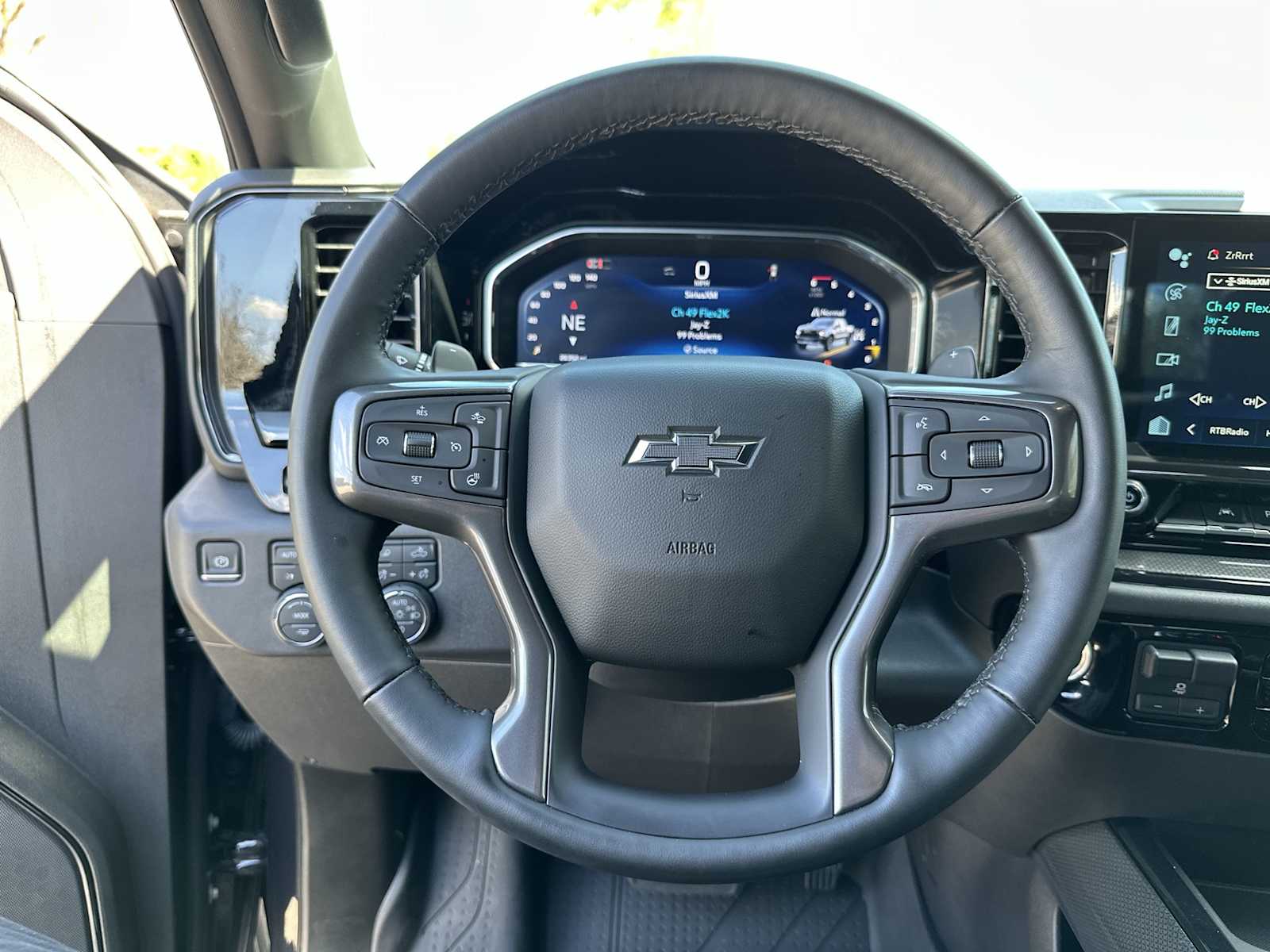 Thumbnail: 2024 Chevrolet Silverado 1500 - 20