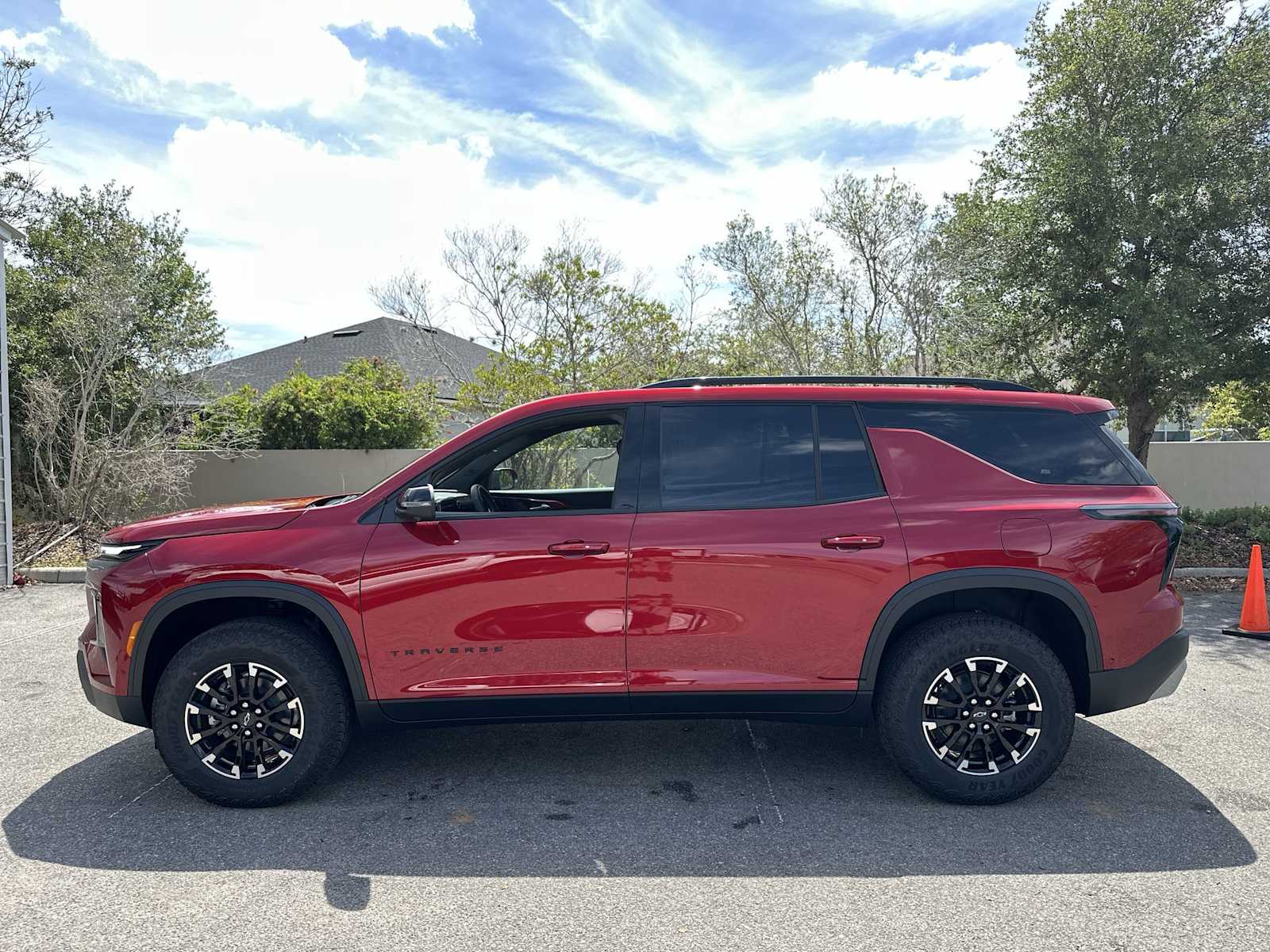 Thumbnail: 2026 Chevrolet Traverse - 3