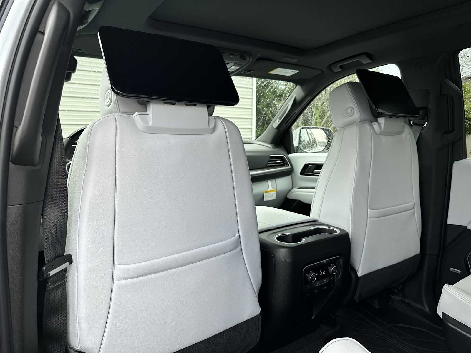 Thumbnail: 2026 Chevrolet Tahoe - 16