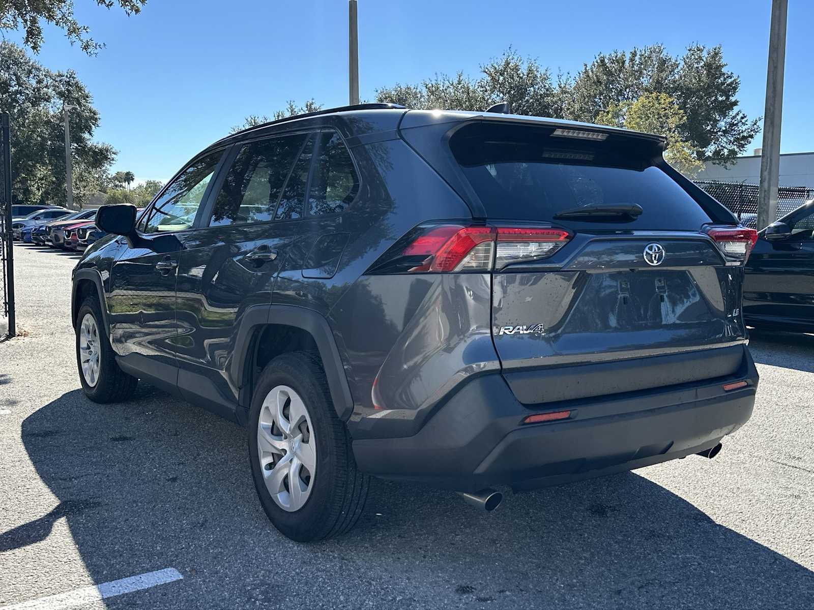 Thumbnail: 2019 Toyota RAV4 - 4